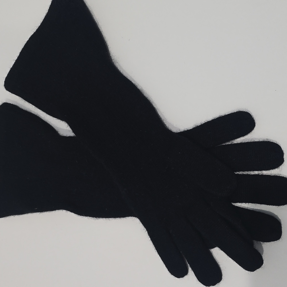 ✅ CAROLINA AMATO 100% Cashmere Black Long Gathered Gloves ~ One size